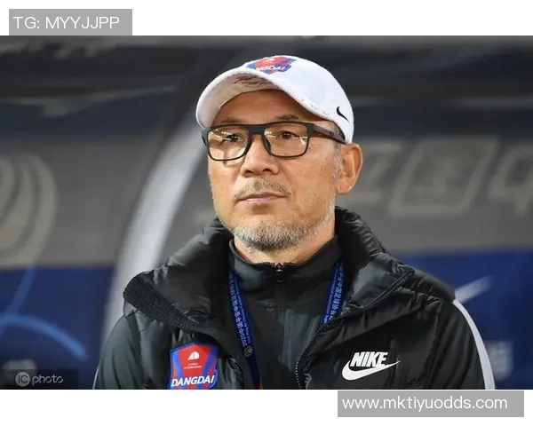 张外龙谈年轻球员快速成长全力以赴追求最终目标的决心与信心 张外龙谈年轻球员快速成长全力以赴追求最终目标的决心与信心