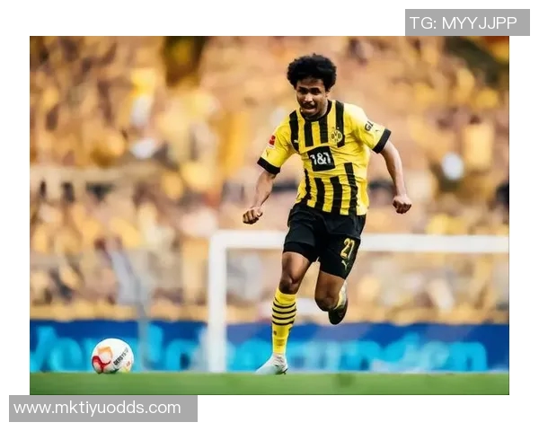 曼联对多特边锋阿德耶米表现出兴趣球探主管与其关系密切