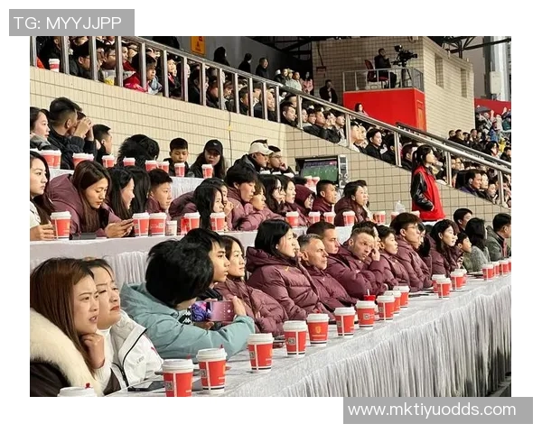 青岛西海岸女足在女甲收官战中获胜成功夺得联赛季军荣耀