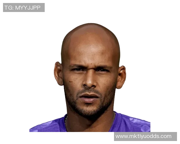 乌拉圭球员奥利维拉积极参与慈善活动助力食品篮分发希望温暖更多需要帮助的人 乌拉圭球员奥利维拉积极参与慈善活动助力食品篮分发希望温暖更多需要帮助的人