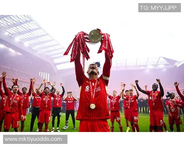 利物浦发布新海报展现范戴克维尔茨索博斯洛伊三位球星风采 利物浦发布新海报展现范戴克维尔茨索博斯洛伊三位球星风采