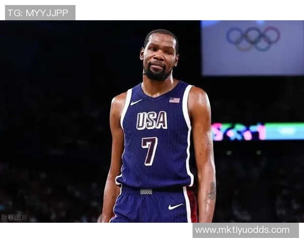 杜兰特半场表现惨淡仅得3分失误频频状态堪忧